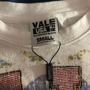 Val USA White Graphic T-Shirt